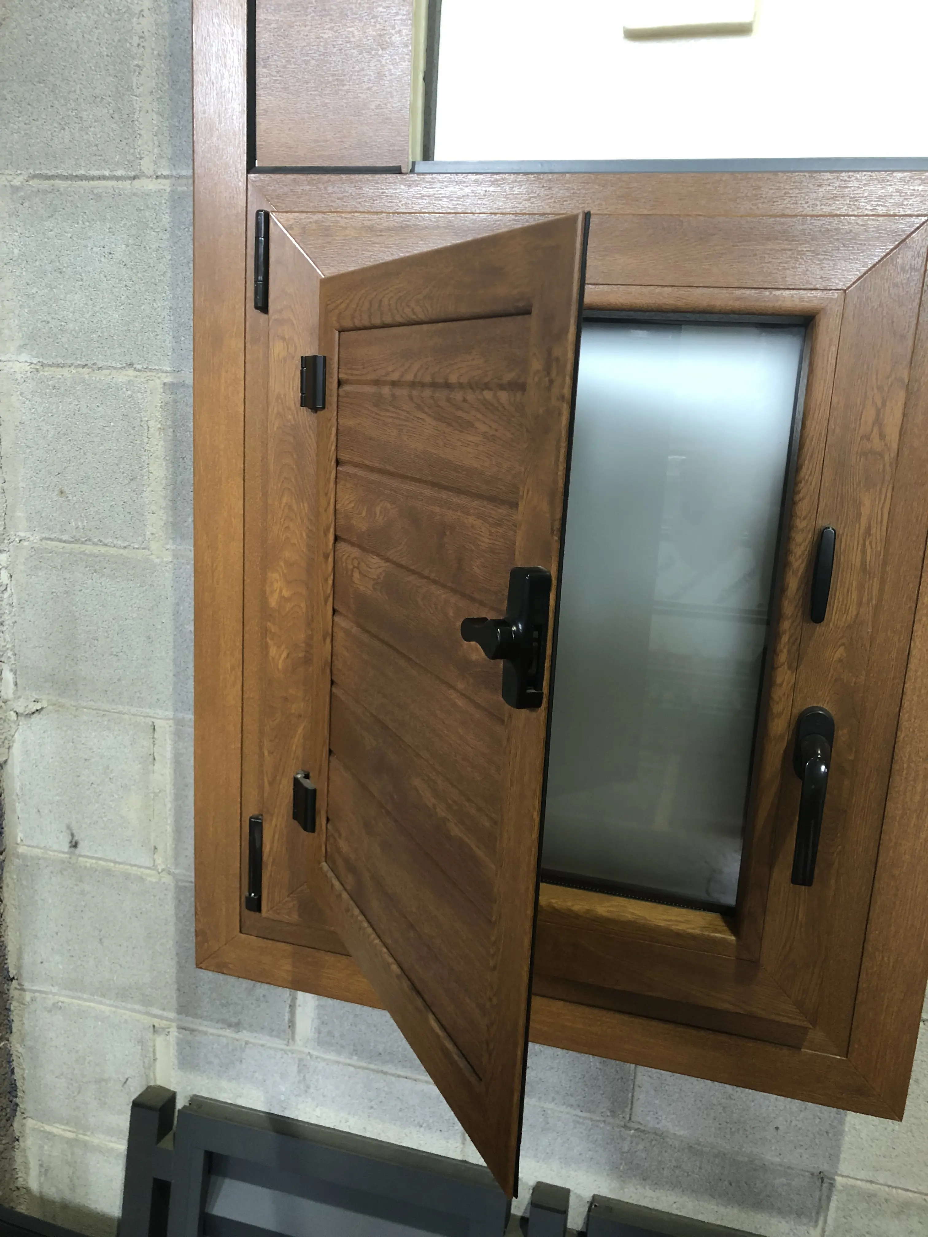 Showroom finestres girona sala PVC