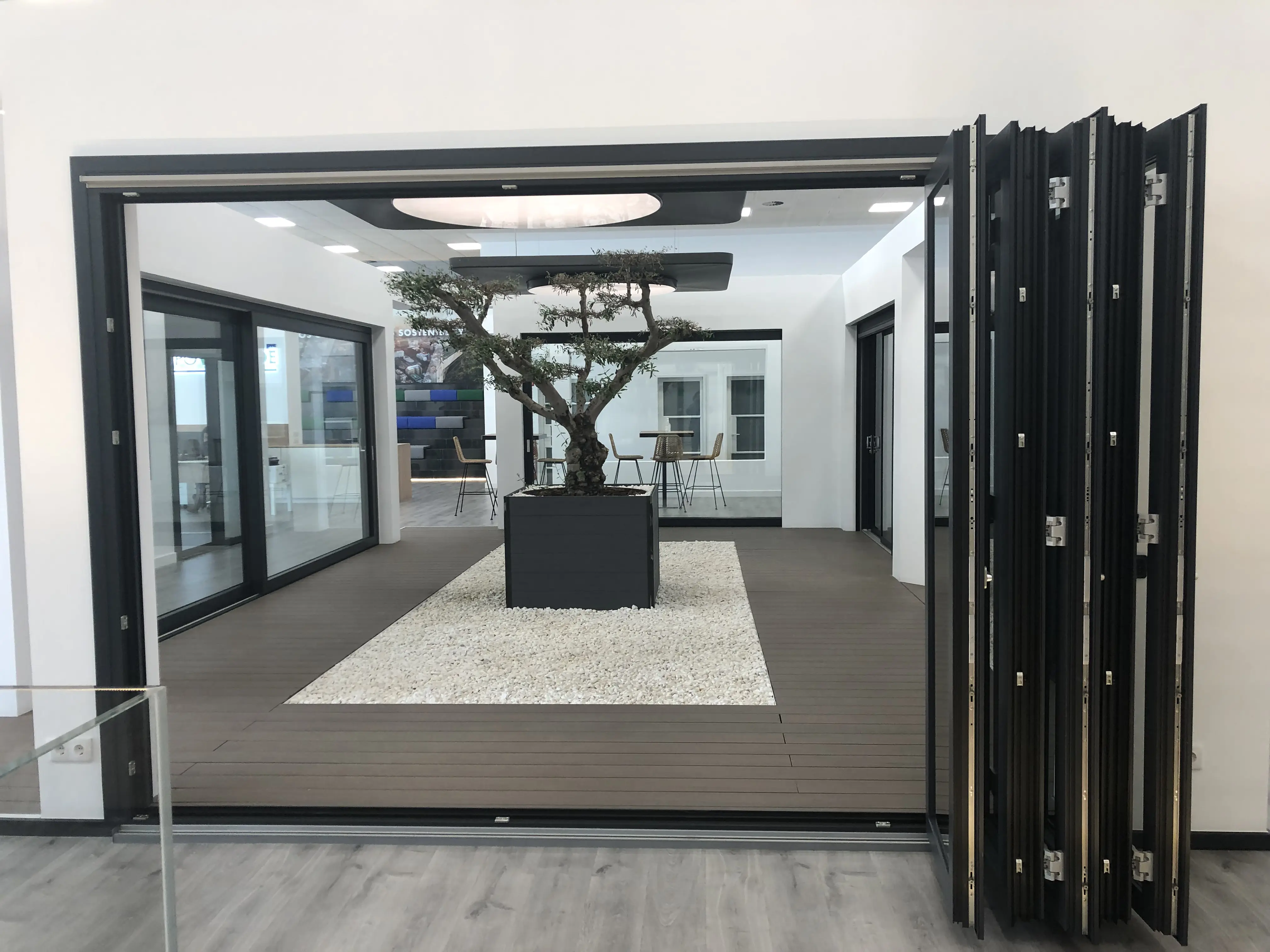 Showroom finestres girona portes