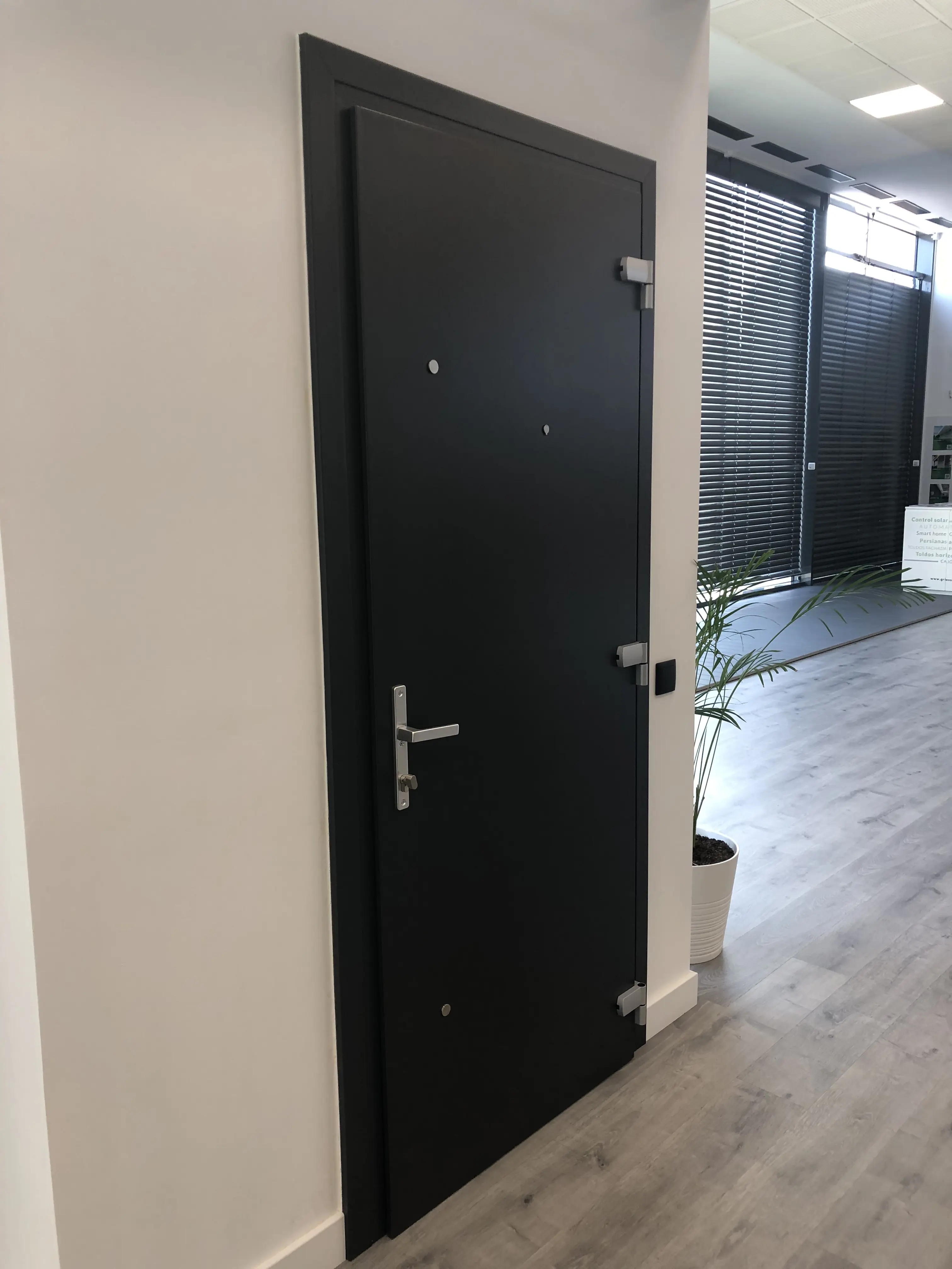 Showroom finestres girona sala PVC