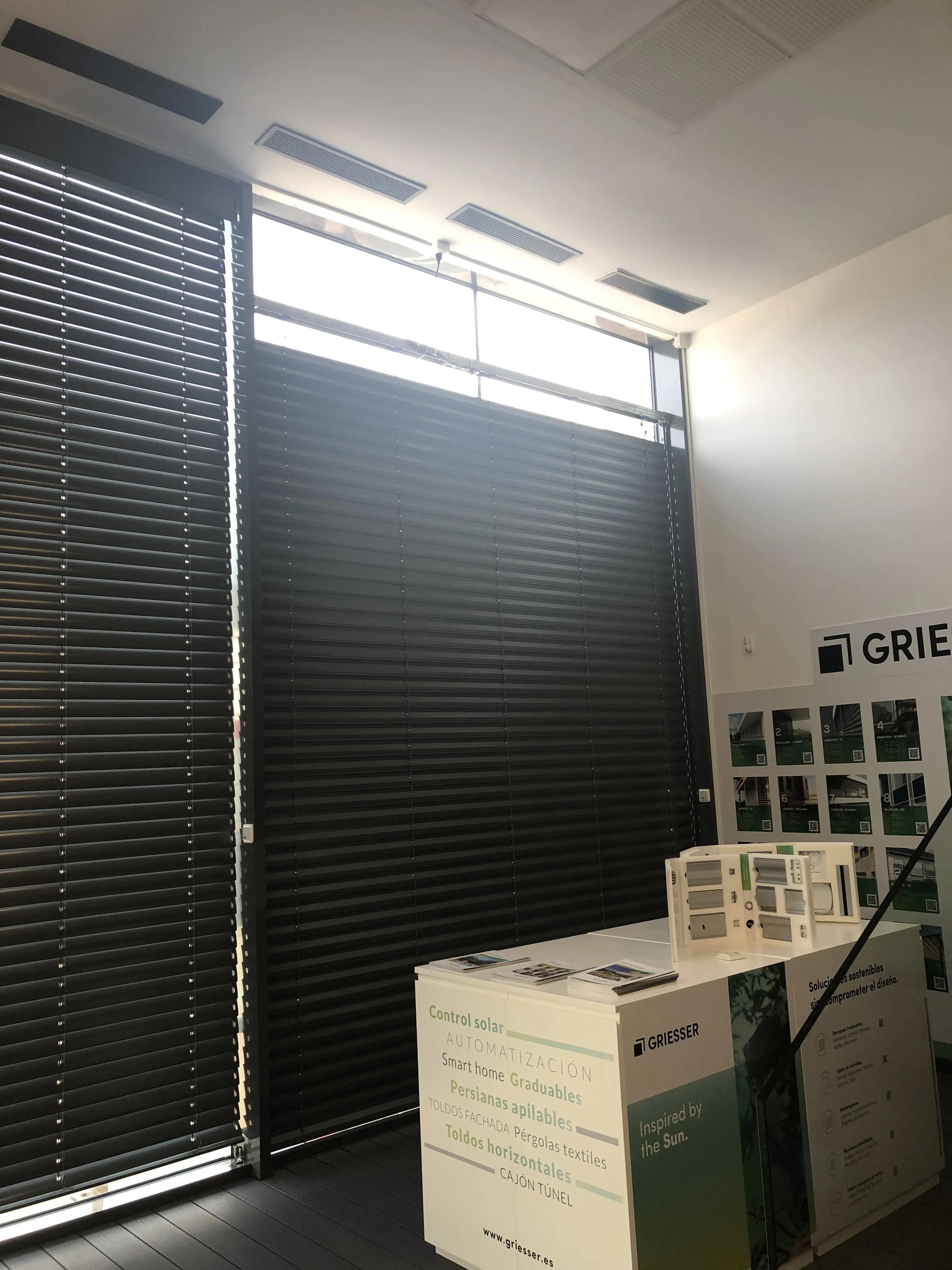 Showroom finestres girona sala PVC