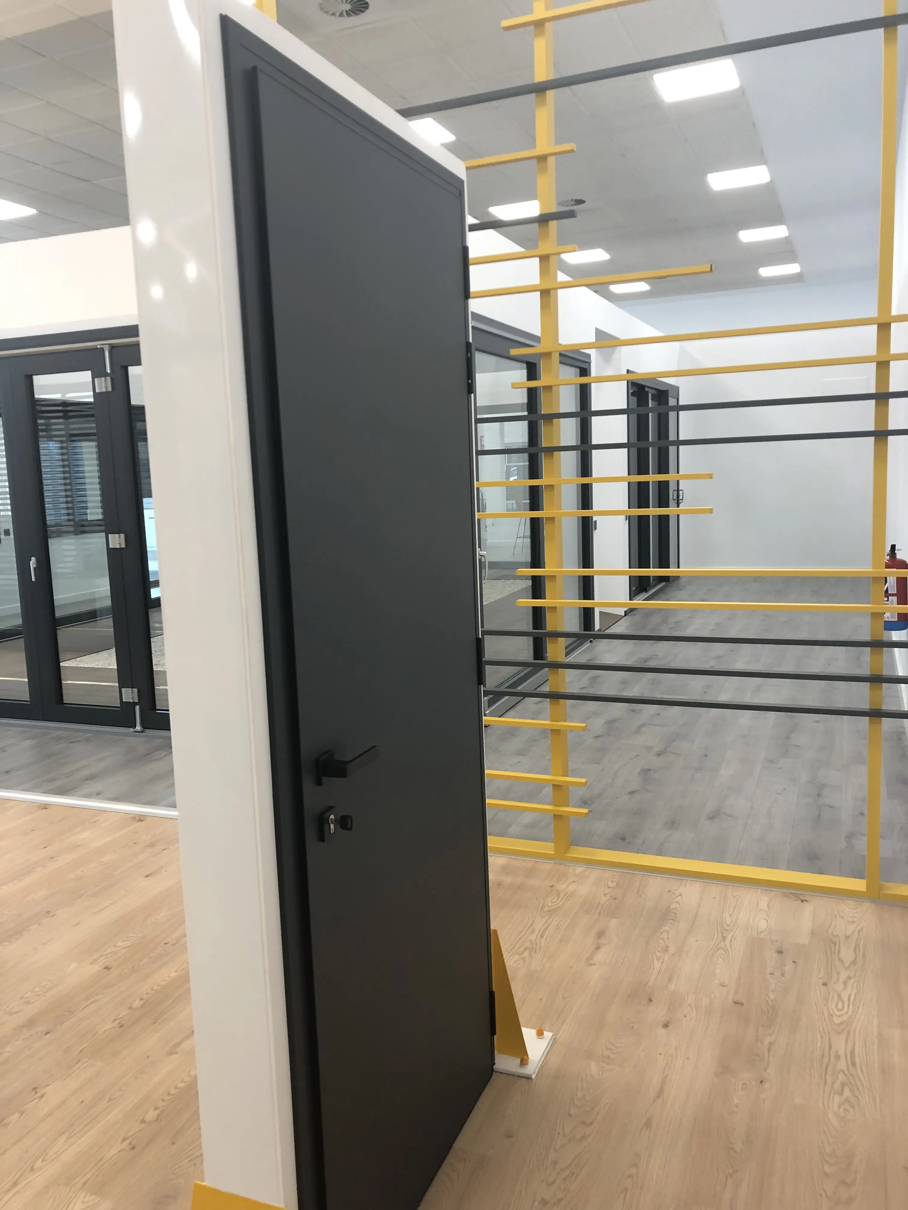 Showroom finestres girona sala PVC