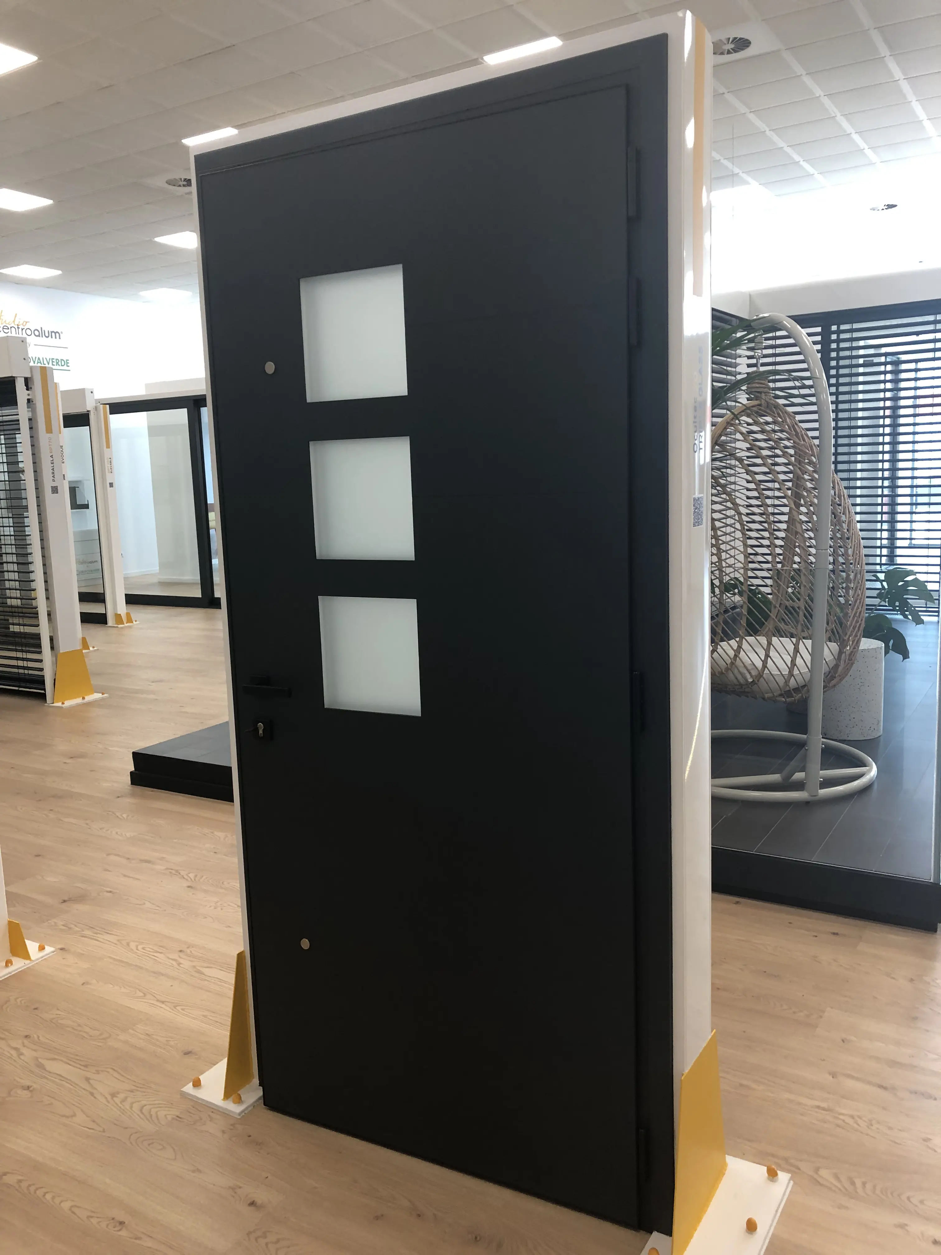 Showroom finestres girona sala PVC