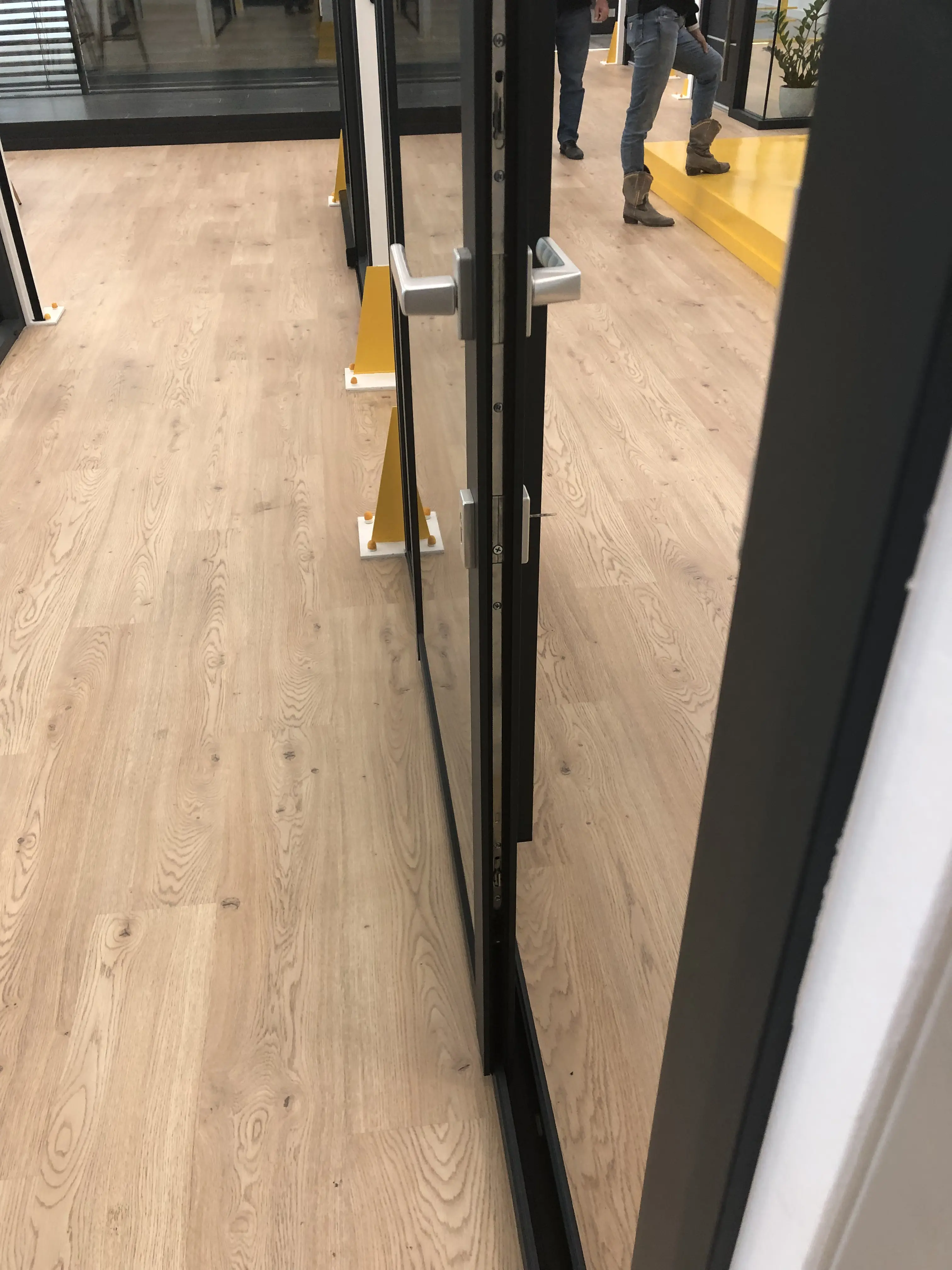 Showroom finestres girona sala PVC