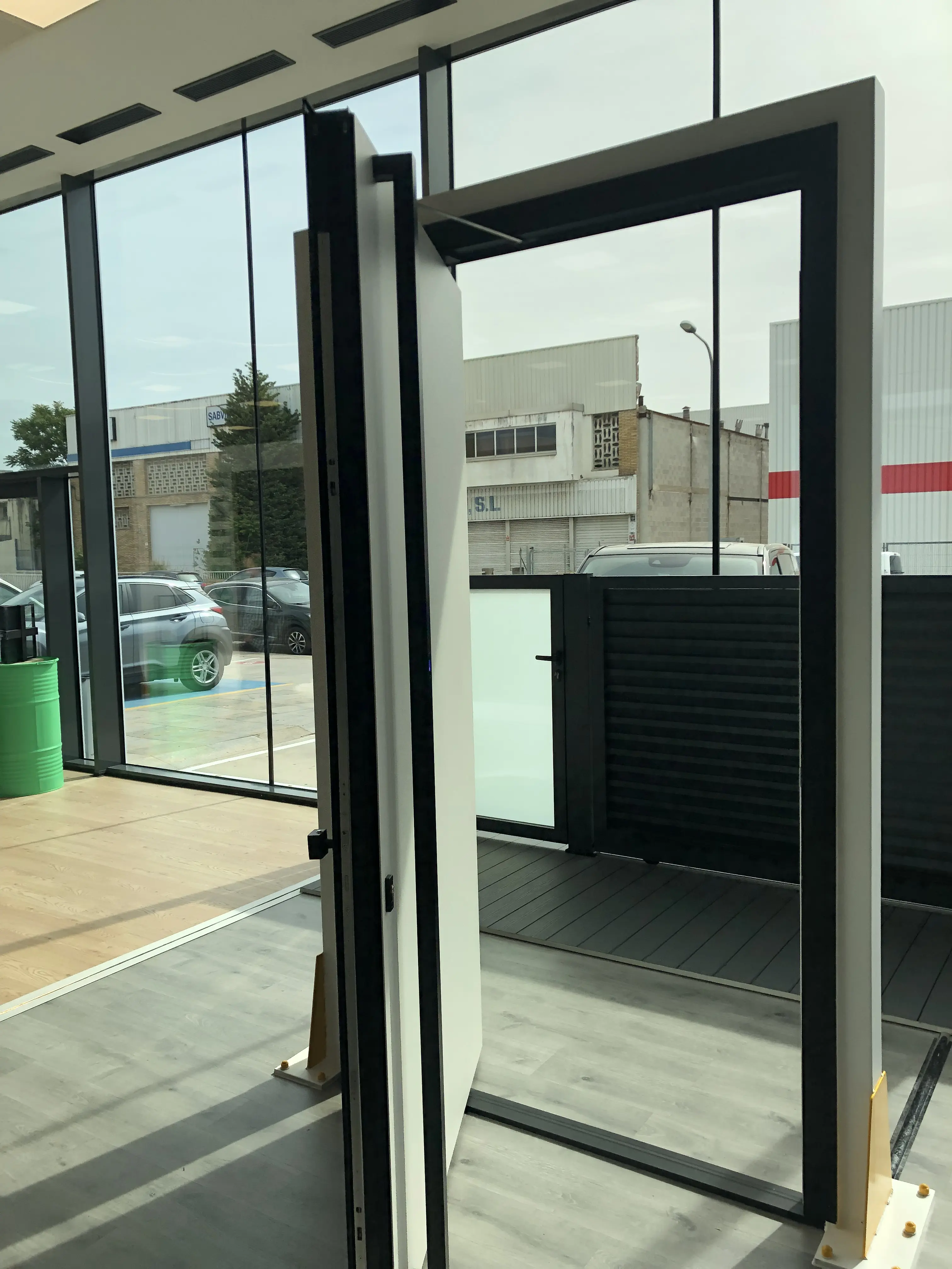 Showroom finestres girona sala PVC