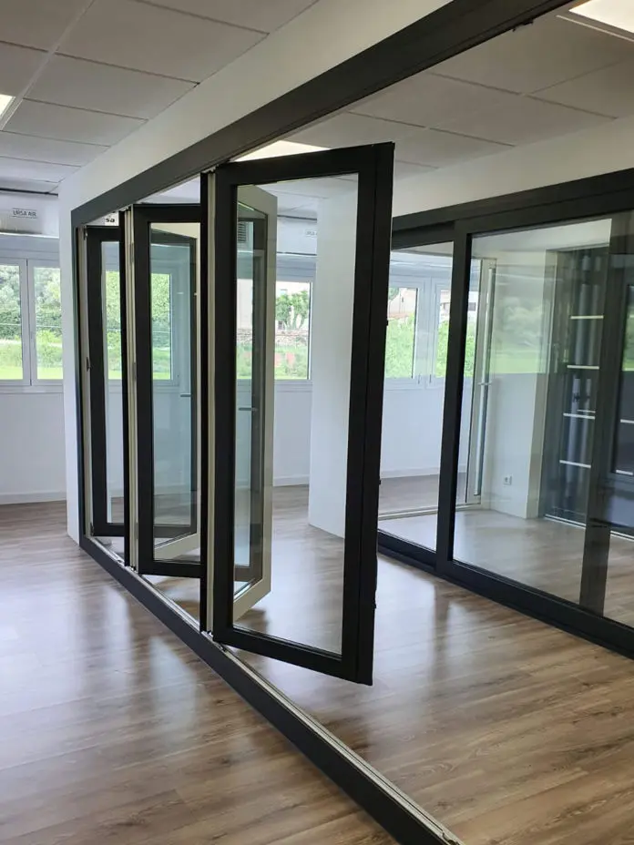 Showroom finestres girona sala principal  5