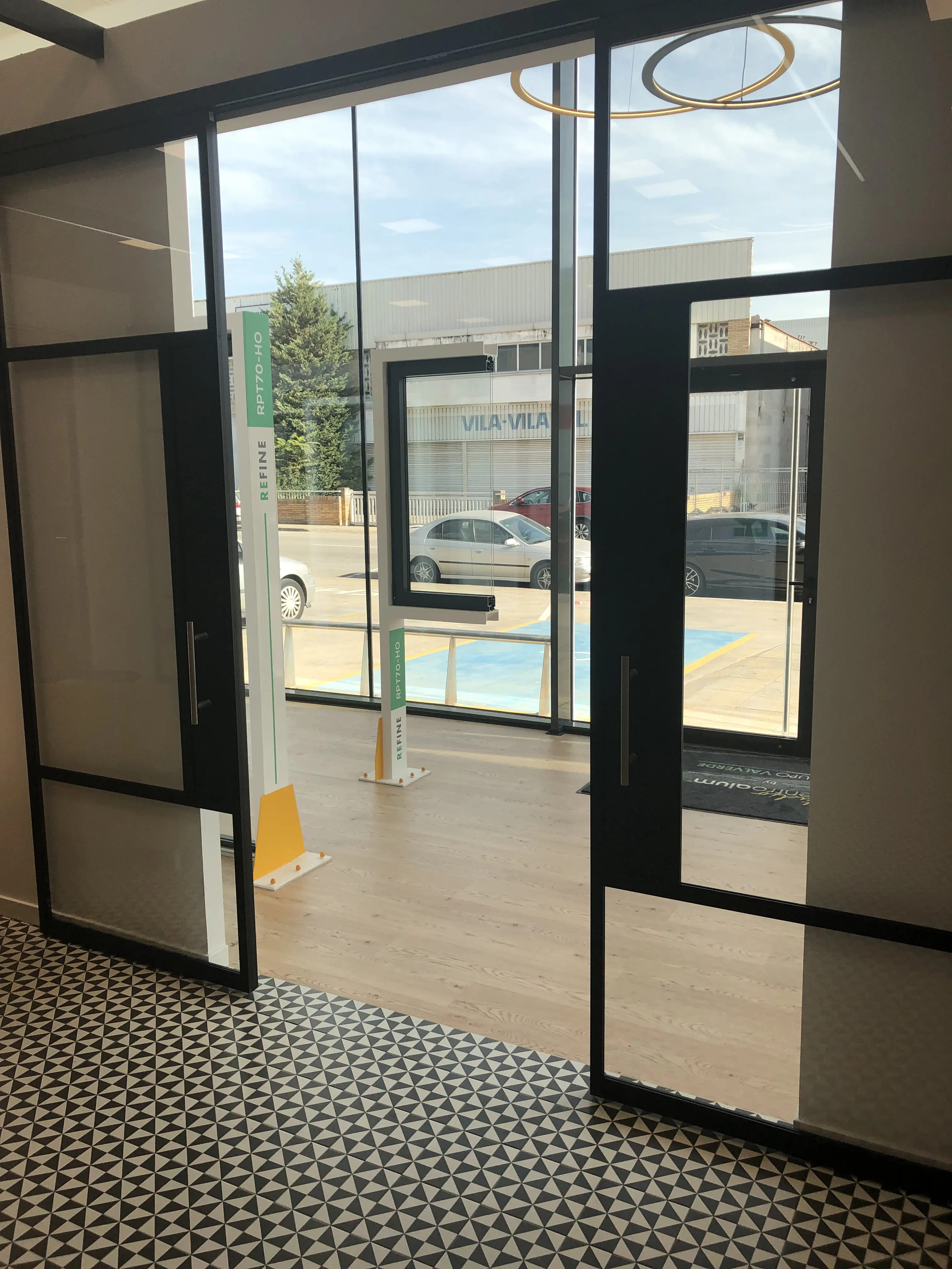 Showroom finestres girona sala PVC