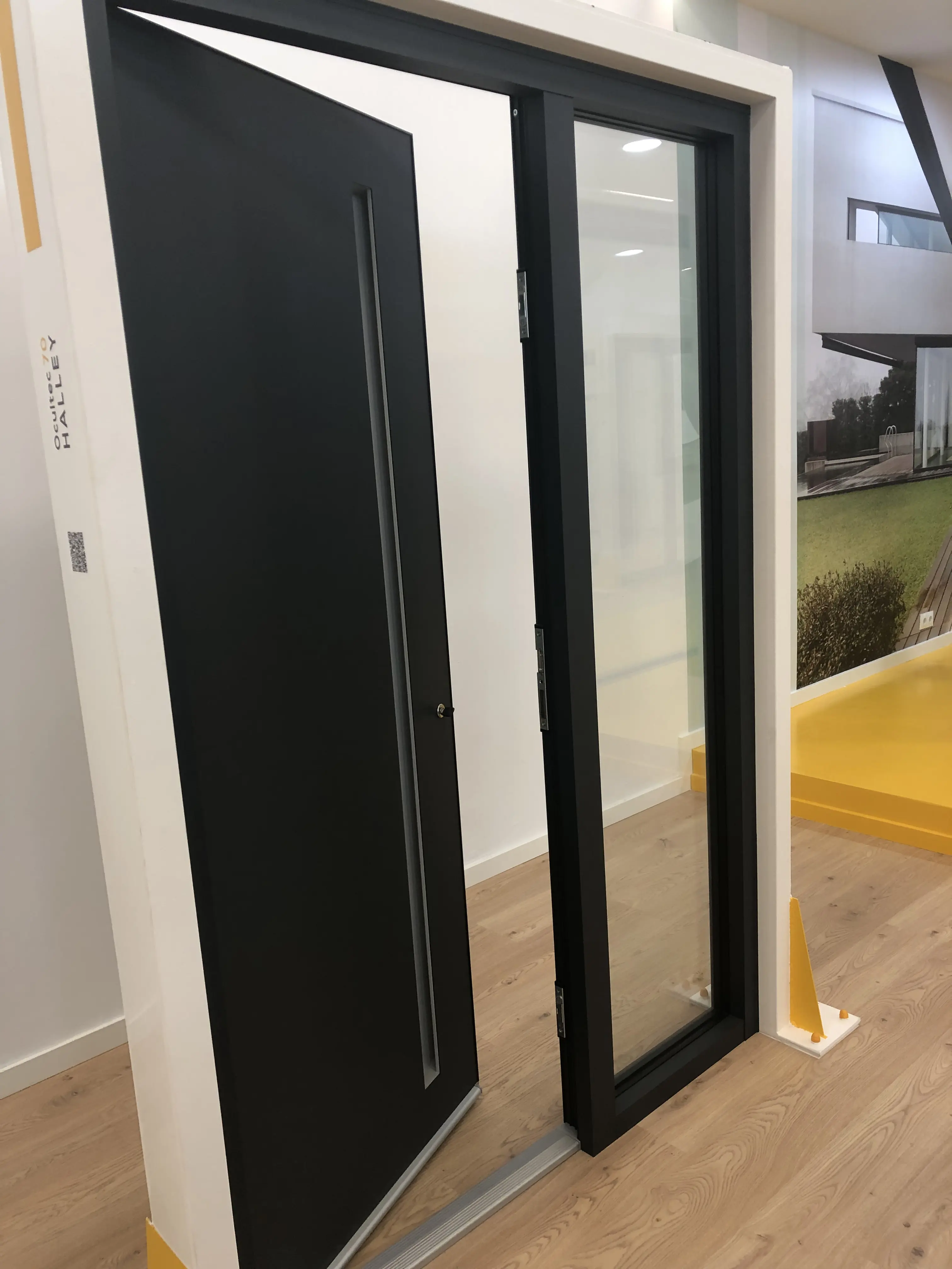 Showroom finestres girona sala PVC