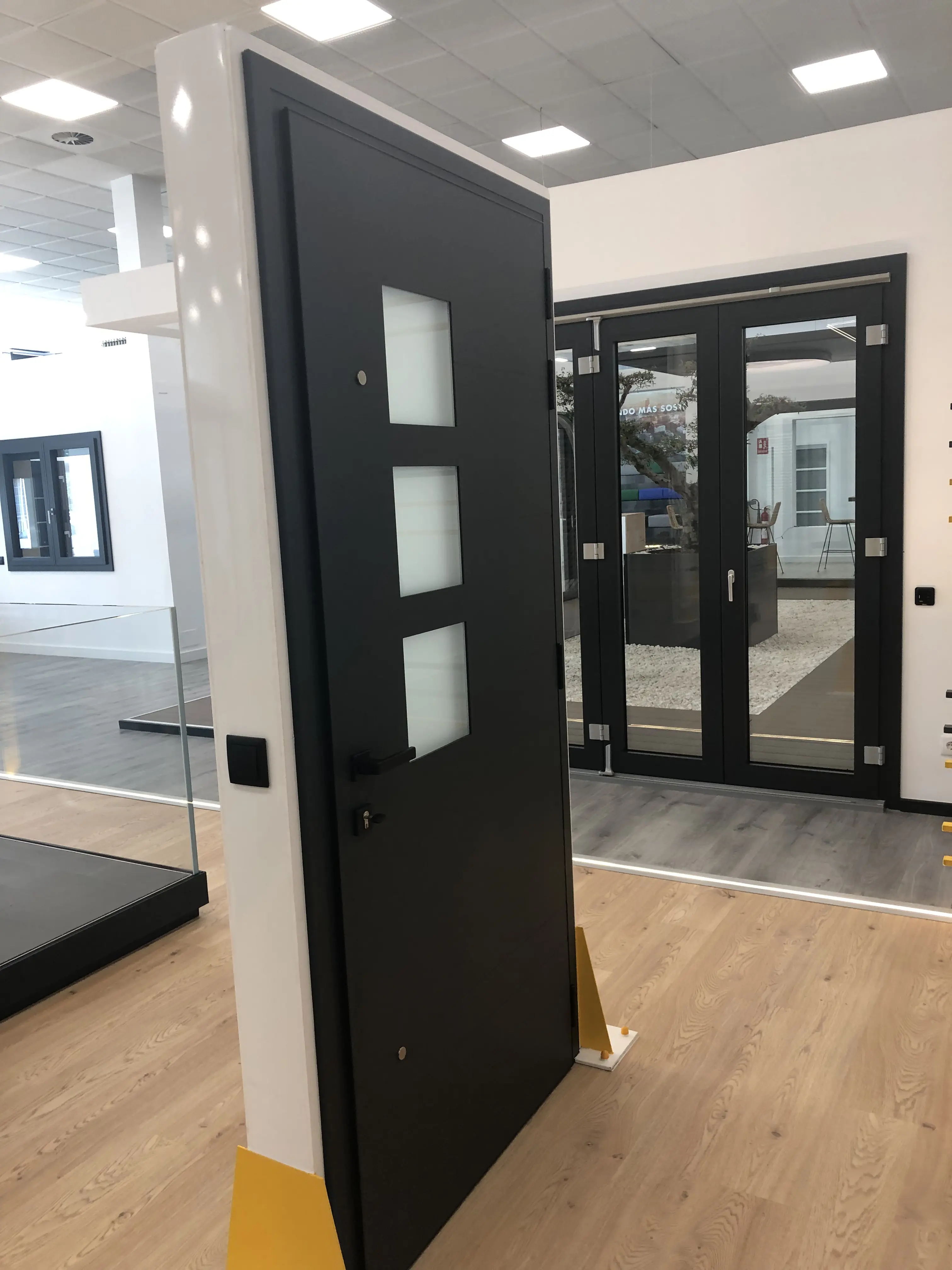 Showroom finestres girona sala PVC