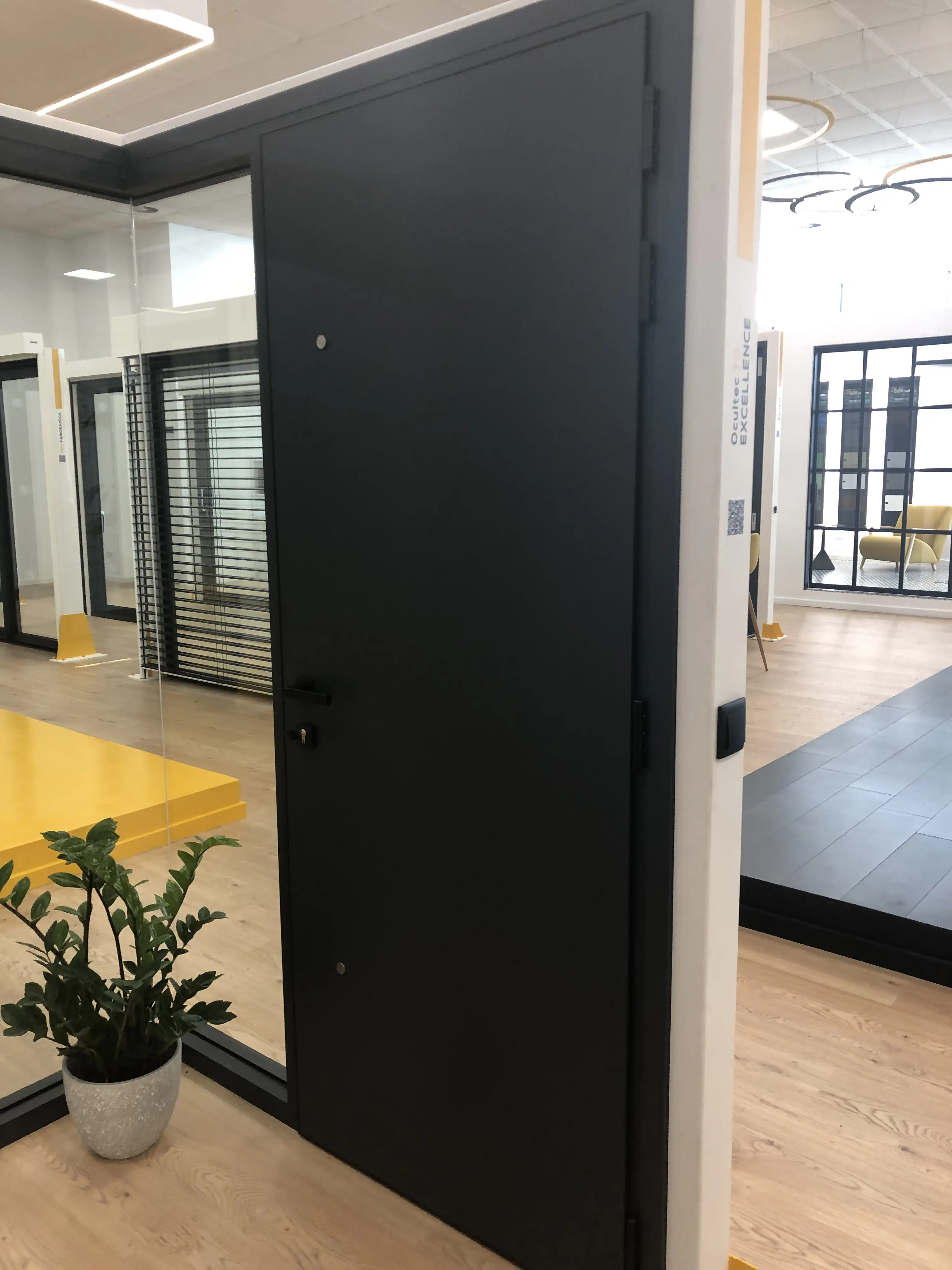 Showroom finestres girona sala PVC