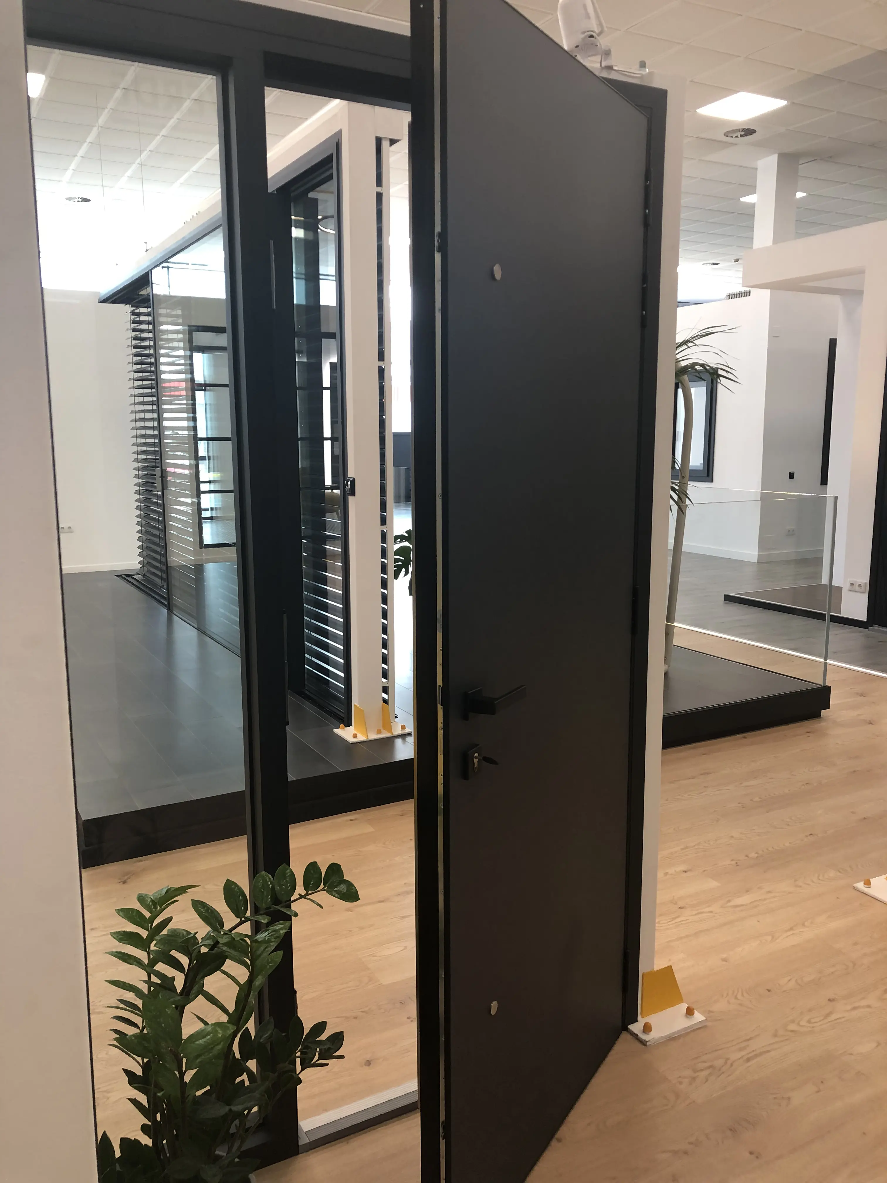 Showroom finestres girona sala PVC