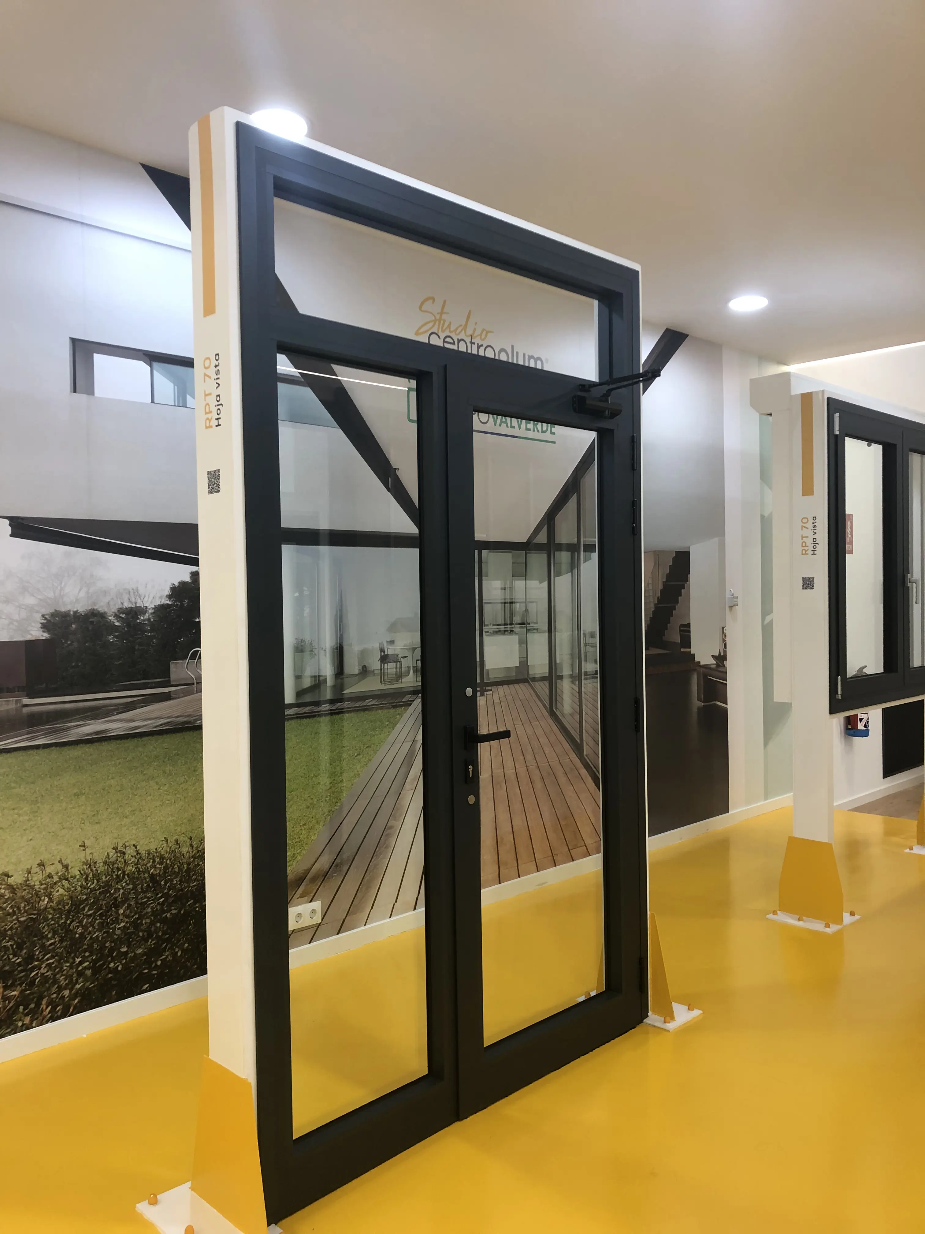 Showroom finestres girona sala PVC