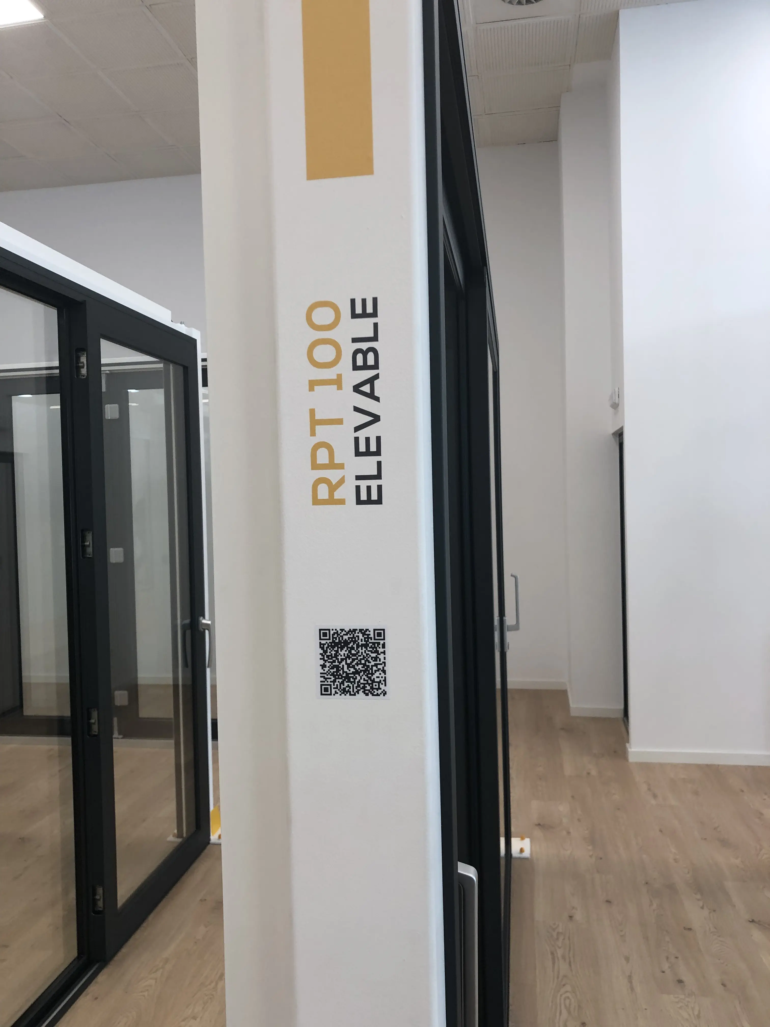 Showroom finestres girona sala PVC