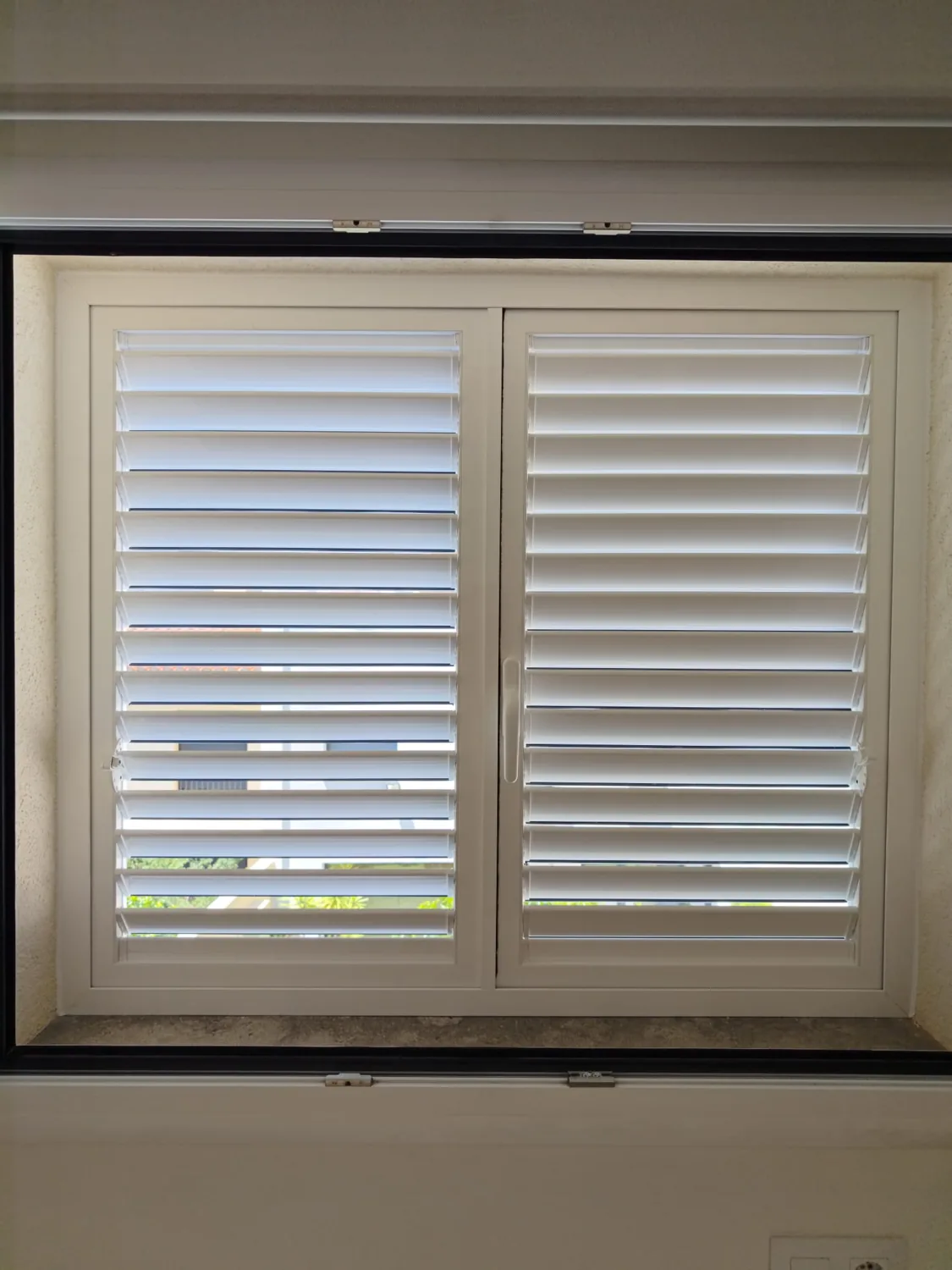 Reforma integral de ventanas y mallorquinas en vivienda unifamiliar (9)